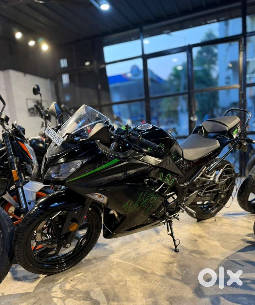 Kawasaki Ninja 300