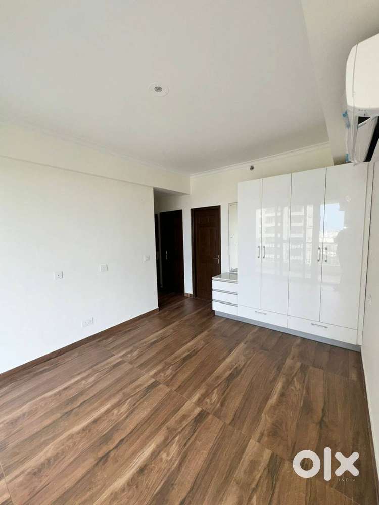 3+2 BHk Apartment Semi- furnished for rent on airport road