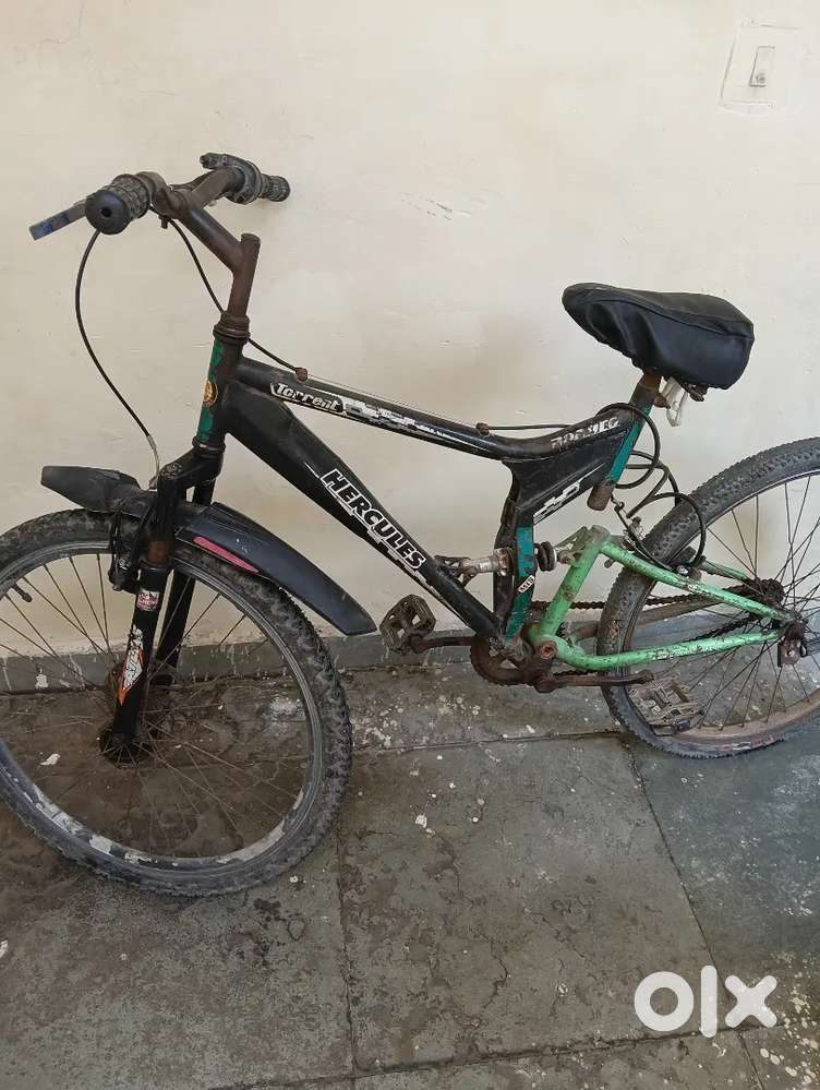 Old bycycle ok hai dubble sakar k saath