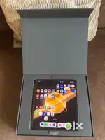 Honor Magic V3 512gb Awesome condition with all asseceries &box.