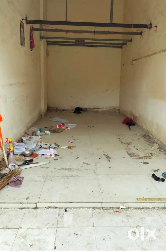 Shop for rent 8000 deposit 30000