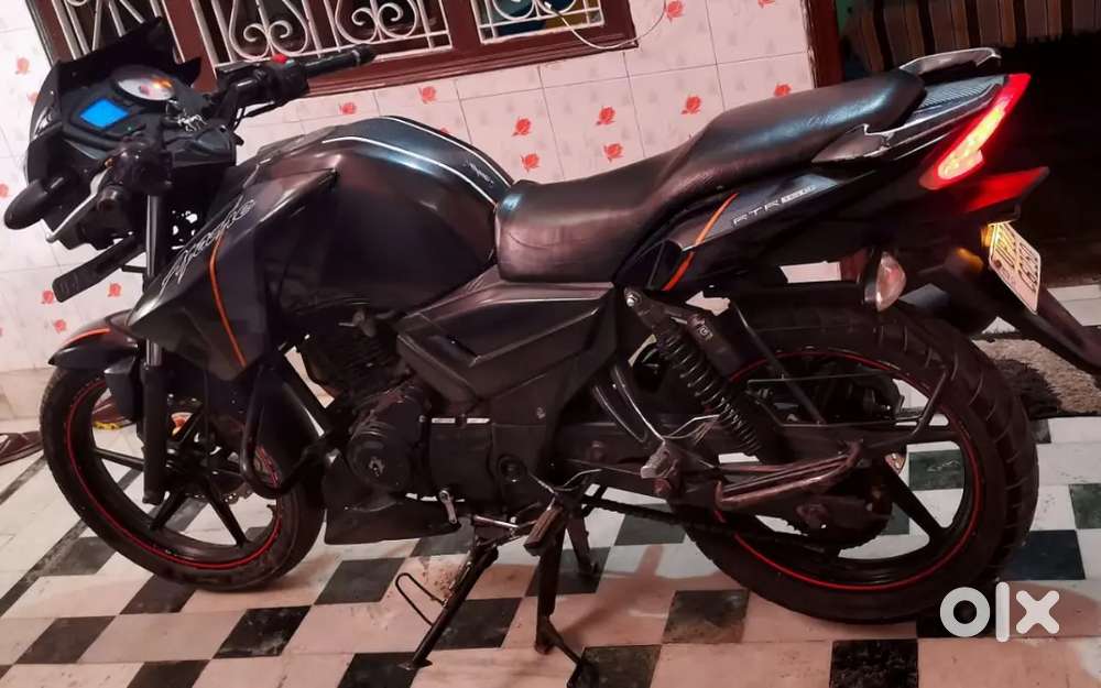 TVS Apache RTR  2017 model black