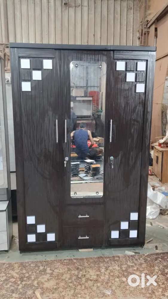 3 door wardrobe available at factory rate in amroli