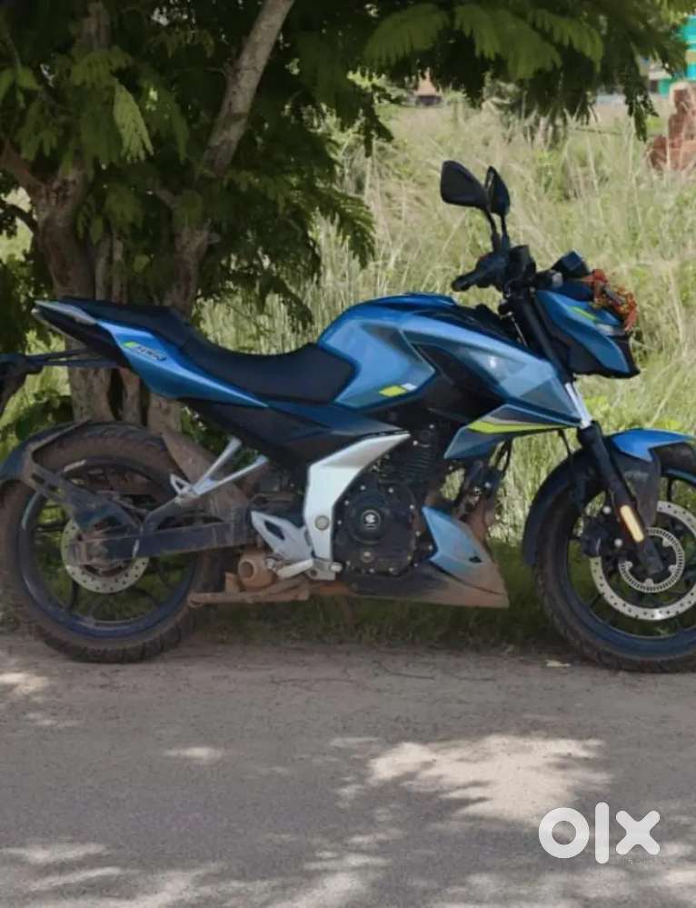 “Urgent Sale – 2024 Bajaj Pulsar N160, Excellent Condition”