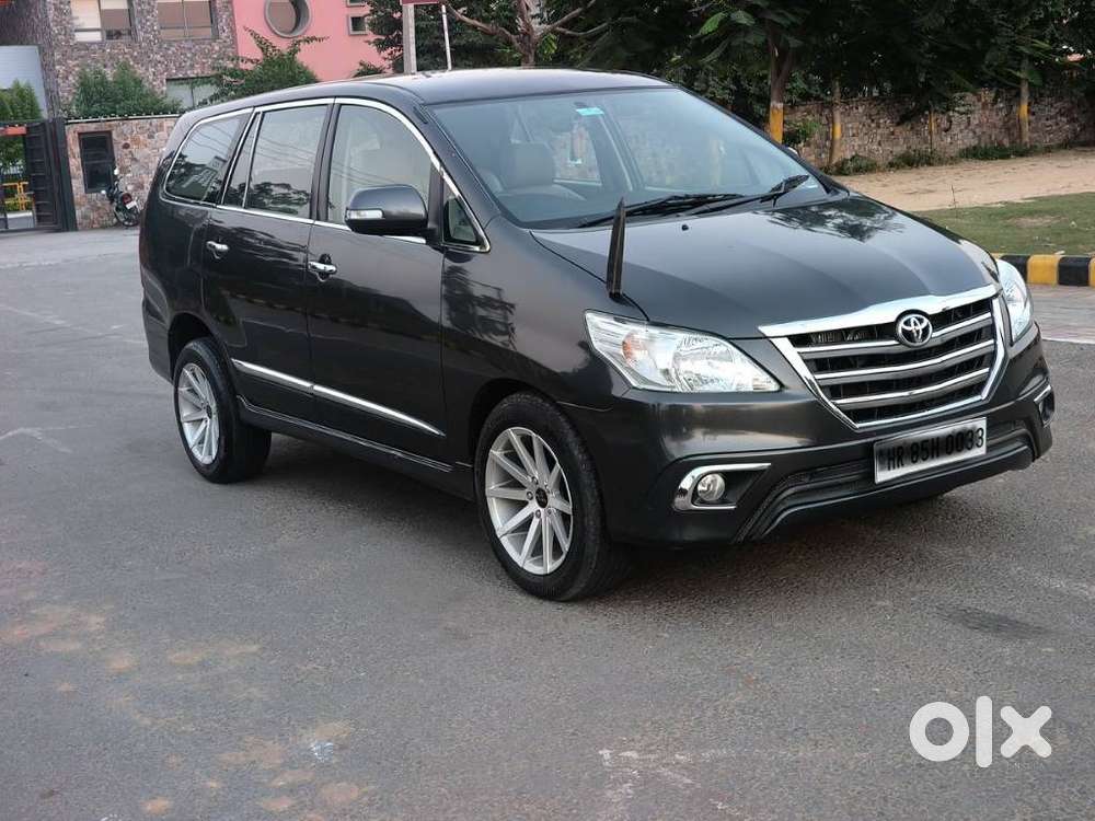 Toyota Innova 2.5 VX 8 STR, 2015, Diesel