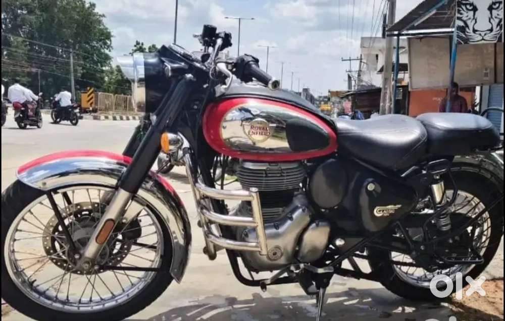 Royal Enfield classic 350 CHROME edition