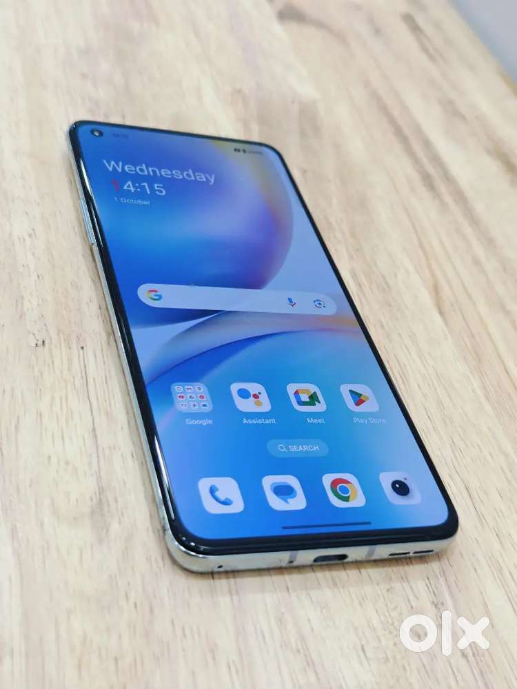 Selling my one plus 8t 128gb and 8gb ram flawless condition,only phone