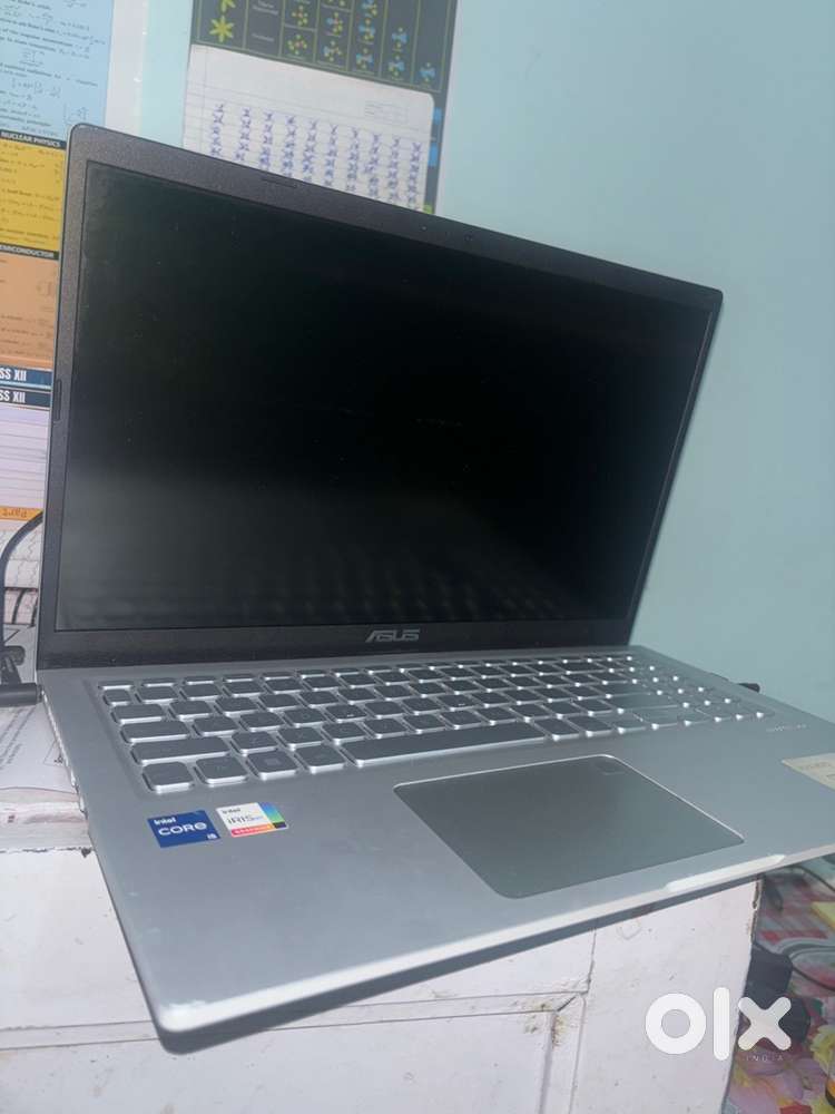 Asus vivobook 15 itel core i5 3 months old