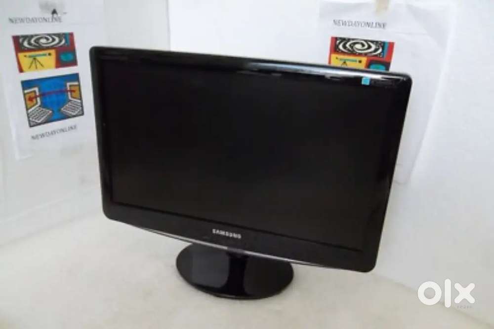 Brand new Condition Samsung Sync master B2030 20inch LCD monitor