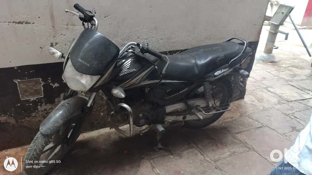 Honda shine 3 year se rakha h
