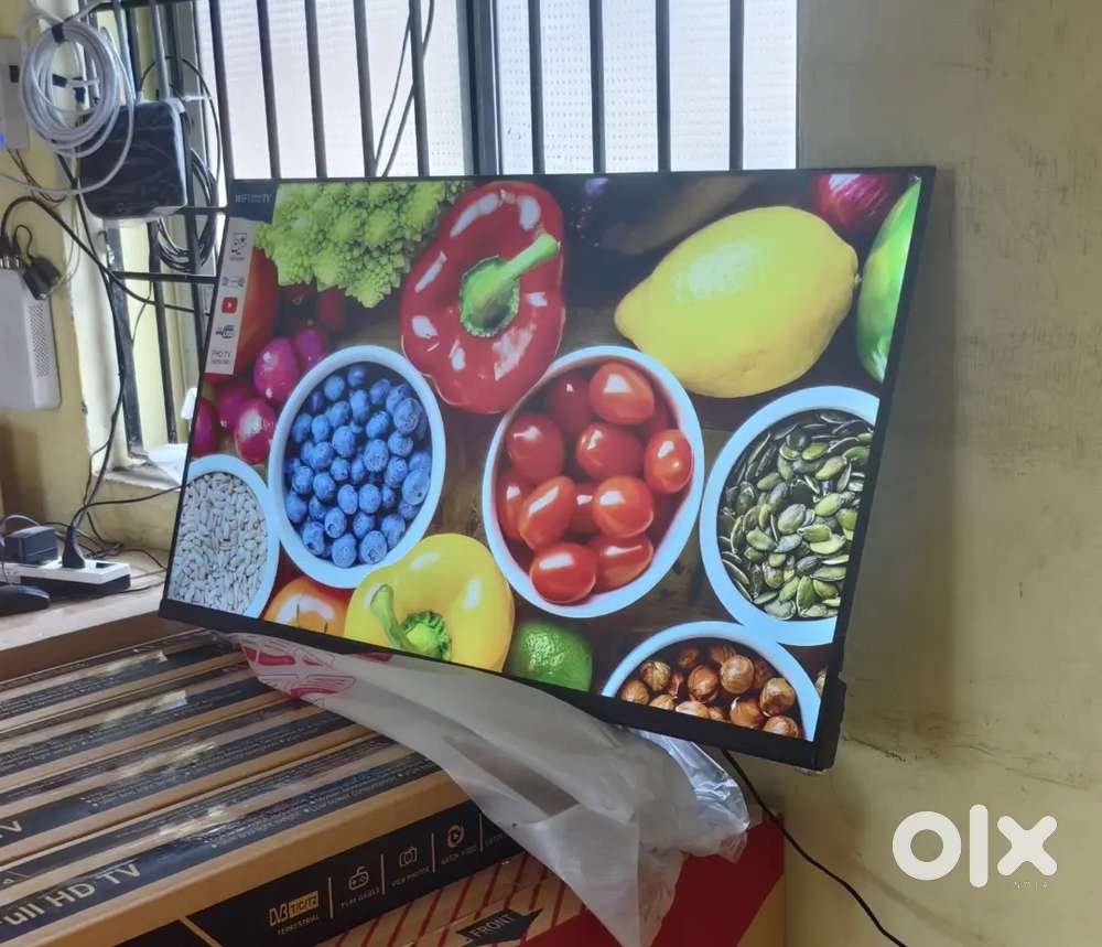 44 inch sony smart Android frameless oled 4k 3yr display waranty 15000