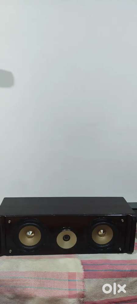 BEAC CENTER AND SURROUND SPEAKER