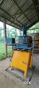 Brick macking machine