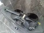 Violin Kadence brand