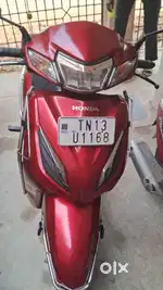 New battery showroom condition. Latest 6g model .led lights.