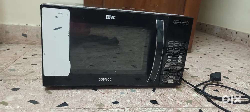 Clean & Barely-Used Oven – Great Deal even for bakery!