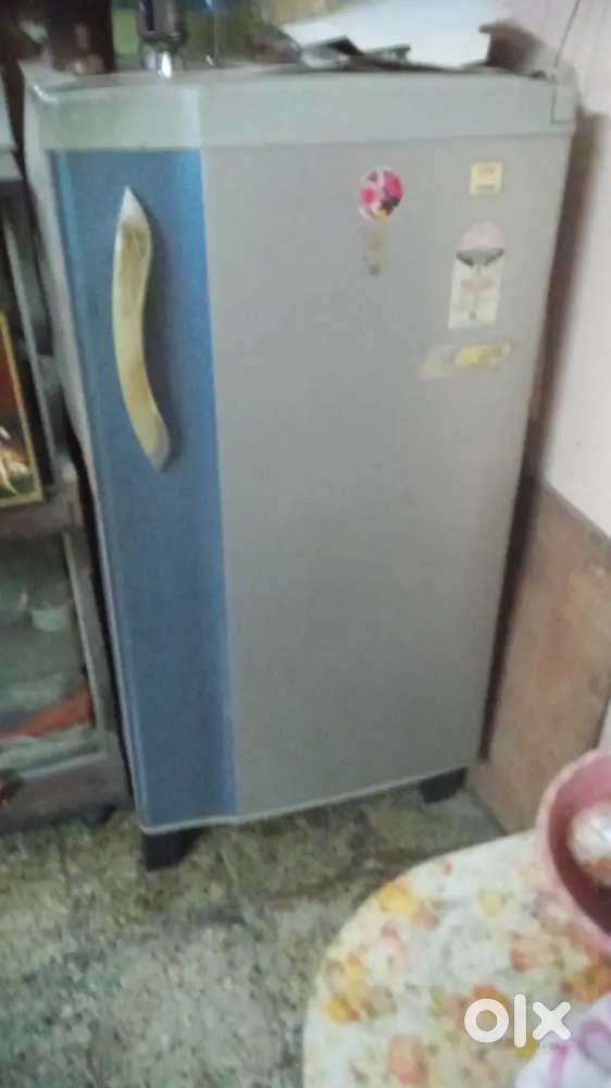 Refrigerator and Washing machine for sale