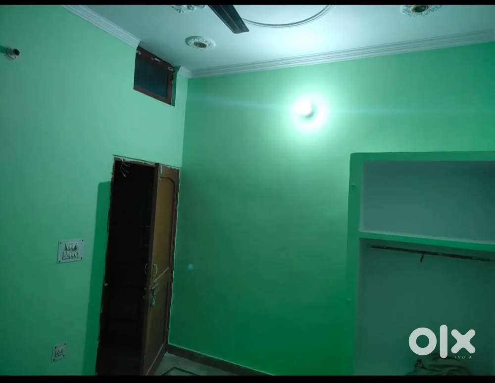 One room without kitchen