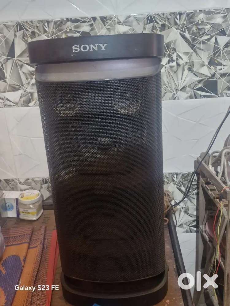 Sony xp 700 8month old