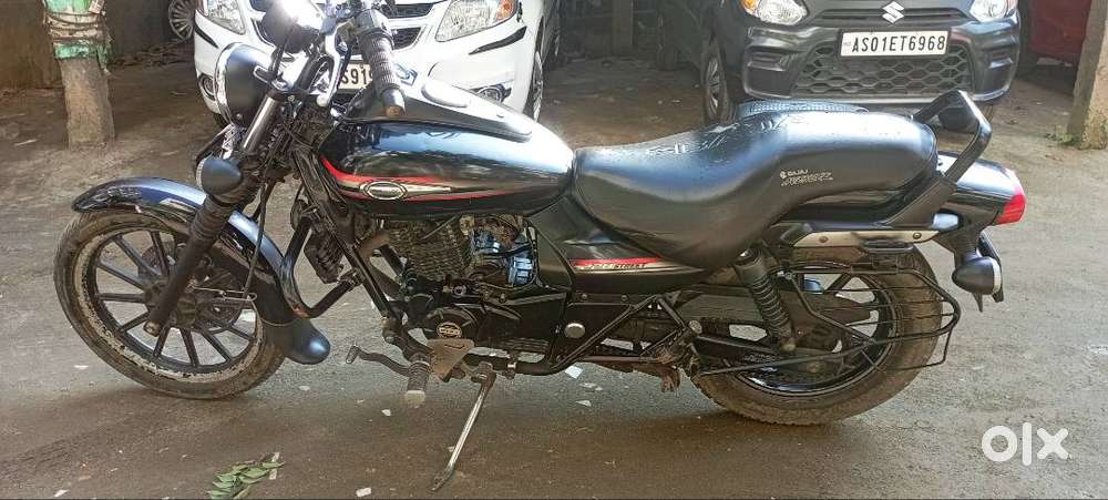 Bajaj Avenger 220 Street (2016)