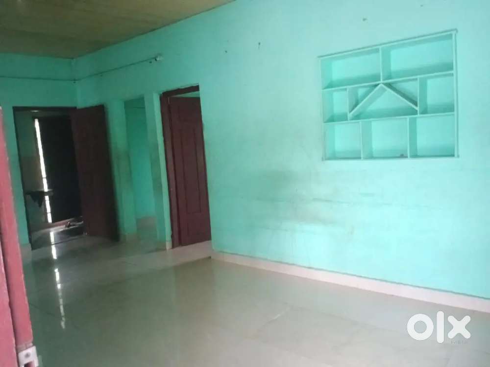 House for rent at Pezhakkapilly