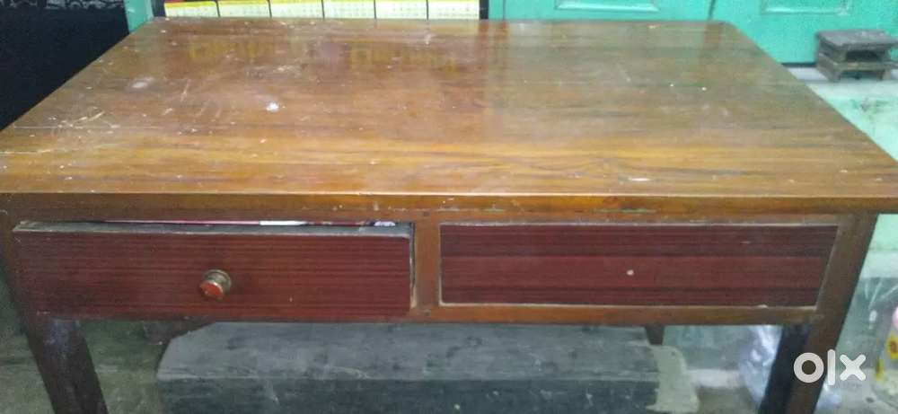 PURE SEGUN WOOD TABLE