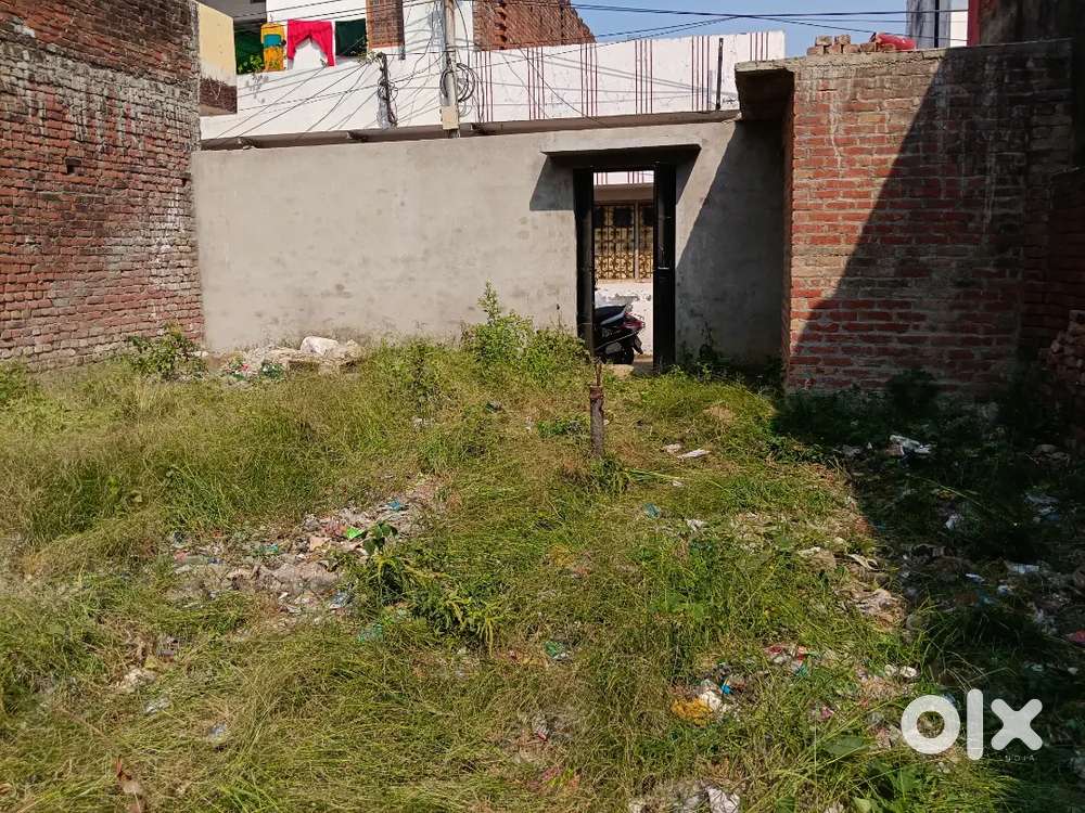 205 Gaj old house in madinath 45 laks