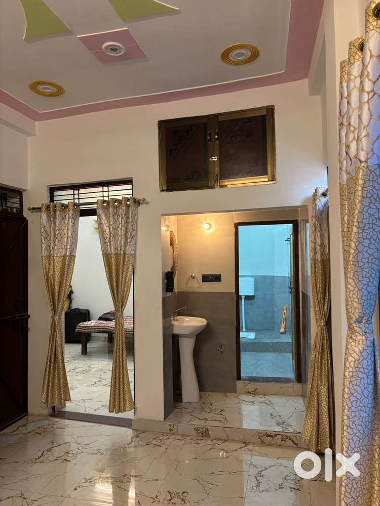 1 Bedroom with attached Kitchen for rent in Phulwariya, Varanasi