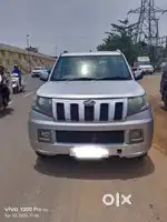 Mahindra TUV 300 T10, 2018, Diesel