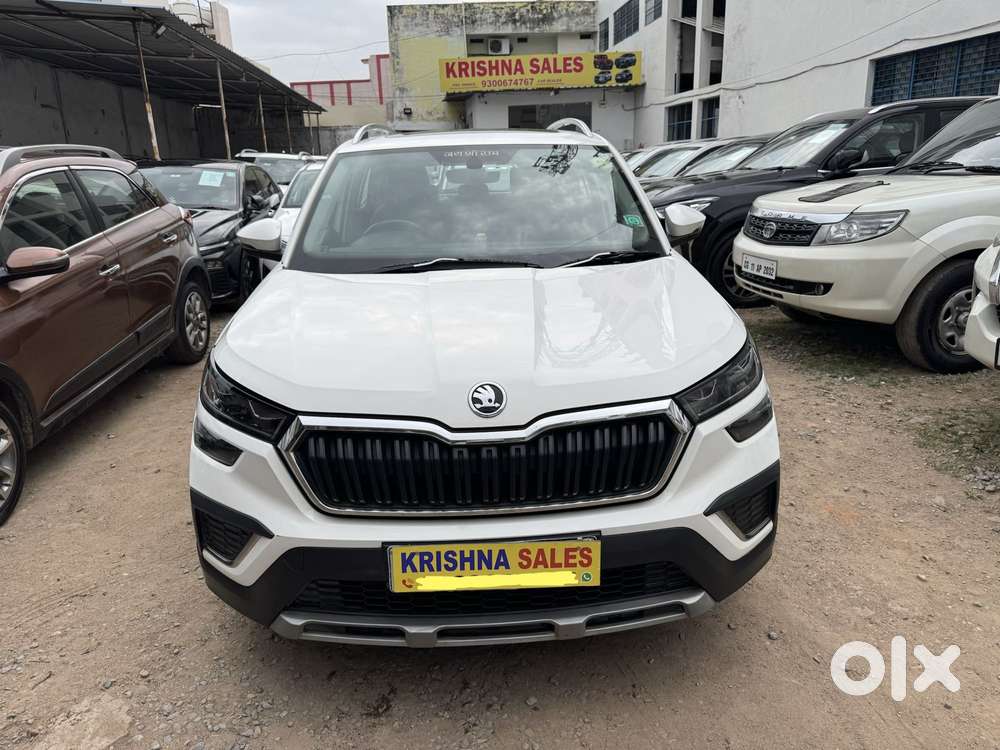 Skoda Kushaq Style 1.0L TSI MT, 2023, Petrol