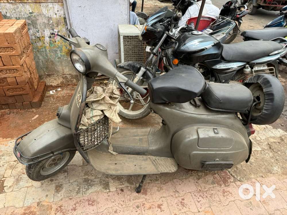 bajaj super vintage scooter