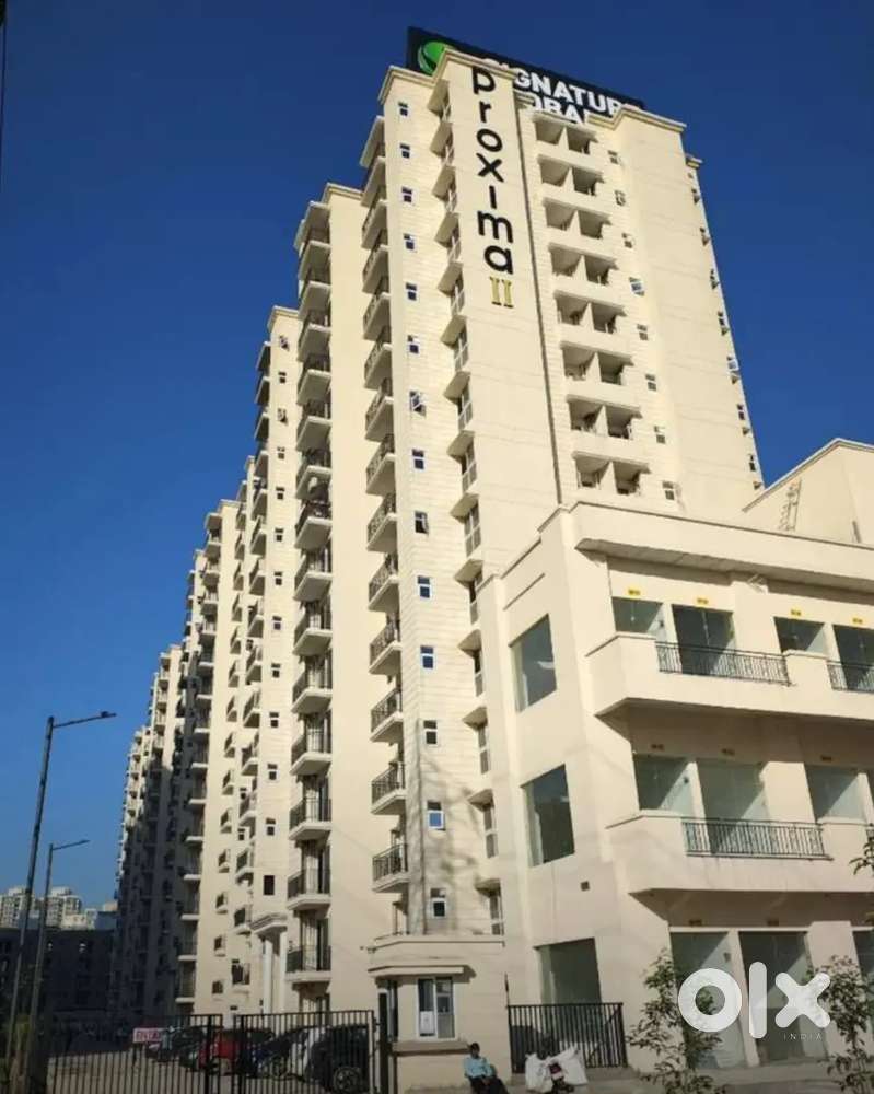 Available 2BHK Semi Furnished Society Flat