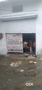 Male/female job available