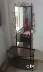 Dressing table new condition 6 monts used