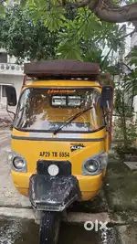 Mahindra alfa trolley auto