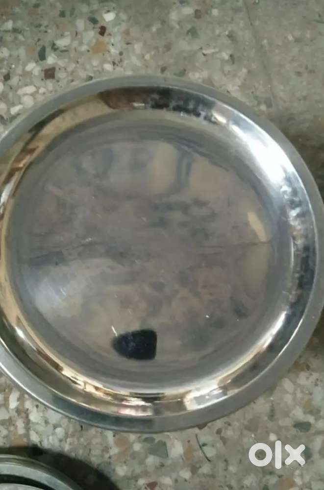 Selling 100 Steel Quarter plates, Gate Lamps, Focus Light, Inverter