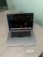 Apple MacBook Pro \ 2019 \ i7 \ 16GB \ 512GB \ TouchBar \ Warranty