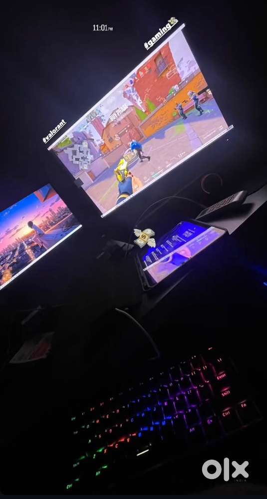 Selling hole setup hp victus and with benq 35 inch moniter 165hz
