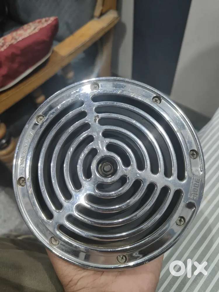 Original roots horn  2 monts old only
