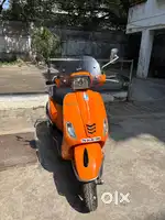 Vespa SXL 125 (2018) - Well Maintained, Fancy Number and less driven