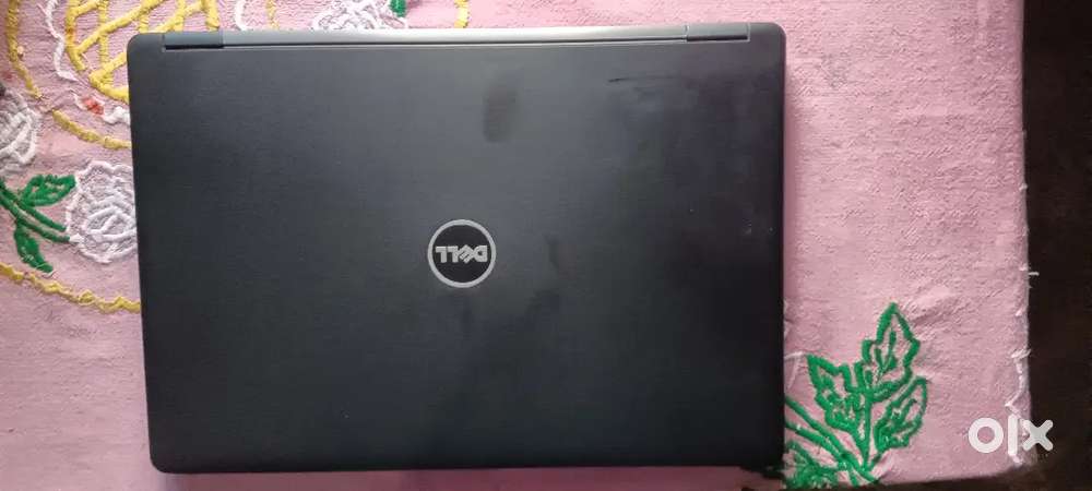 Mujhe apna yah laptop bechna hai