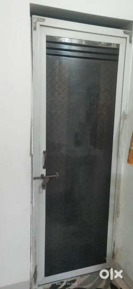 Pvc bathroom gate-2