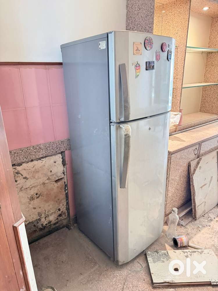 2door with refrigerator