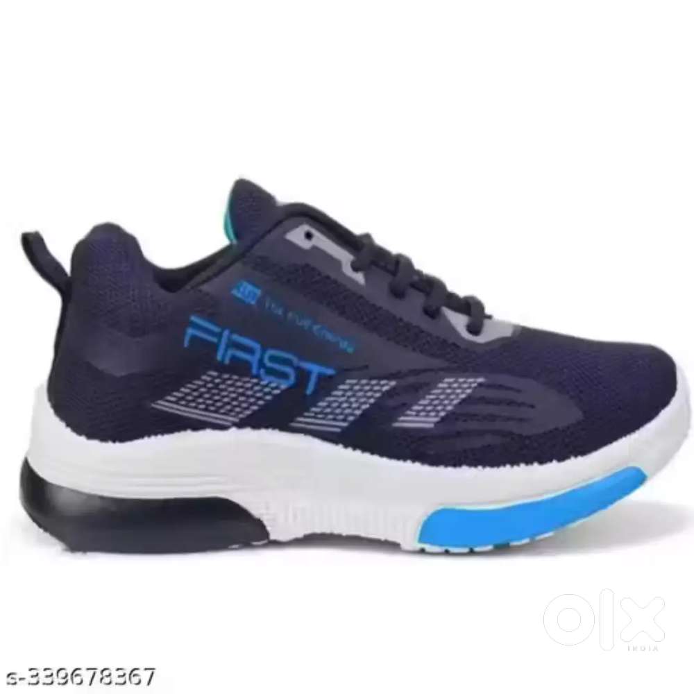 Running sports shoe