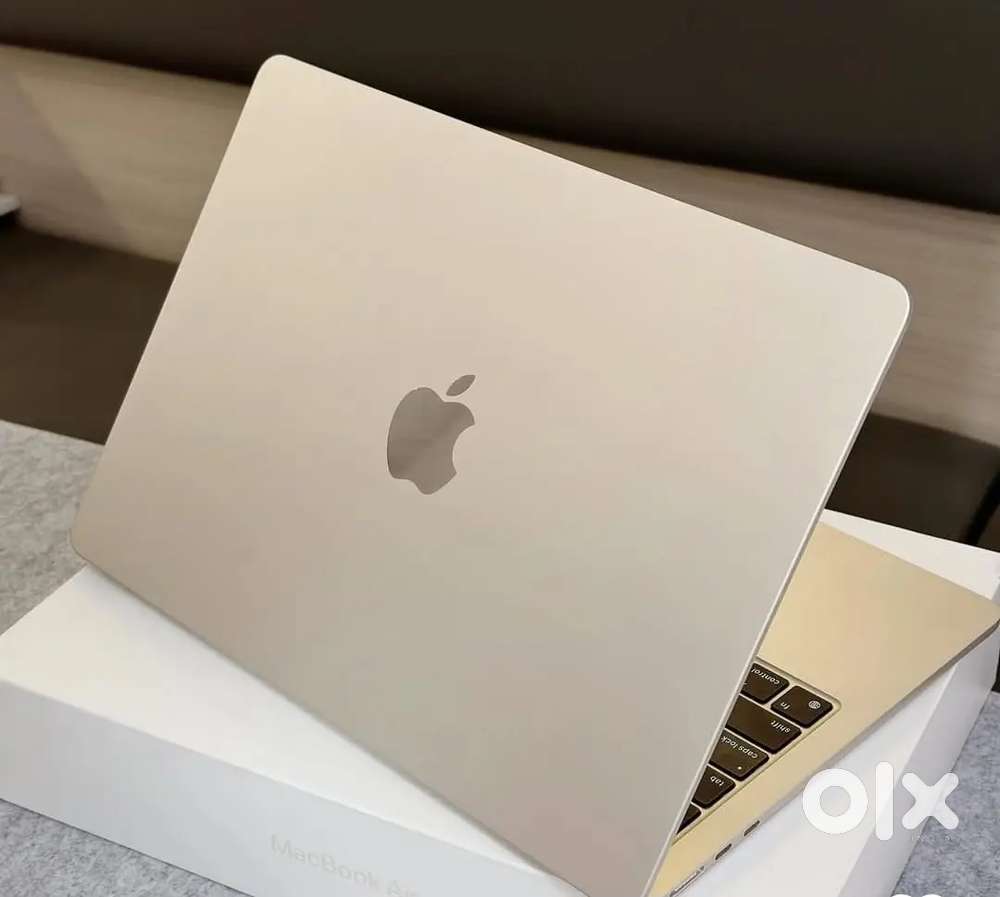 APPLE MACBOOK AIR M4 CHIP BRAND NEW