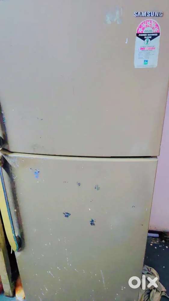Refrigerator of 226 liters,of samsng company