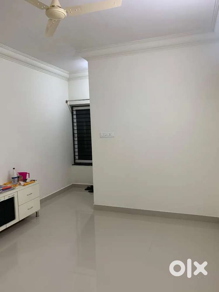 2 BHK FLAT FOR SALE NEAR MAIN ROAD GOTTIGERE BG ROAD