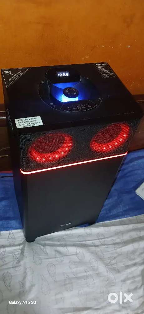 High bass music sistam with wireless micc