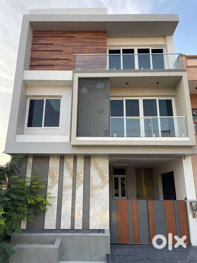 5 Bedroom + 3 Duplex Lobby Ultra Luxury Home