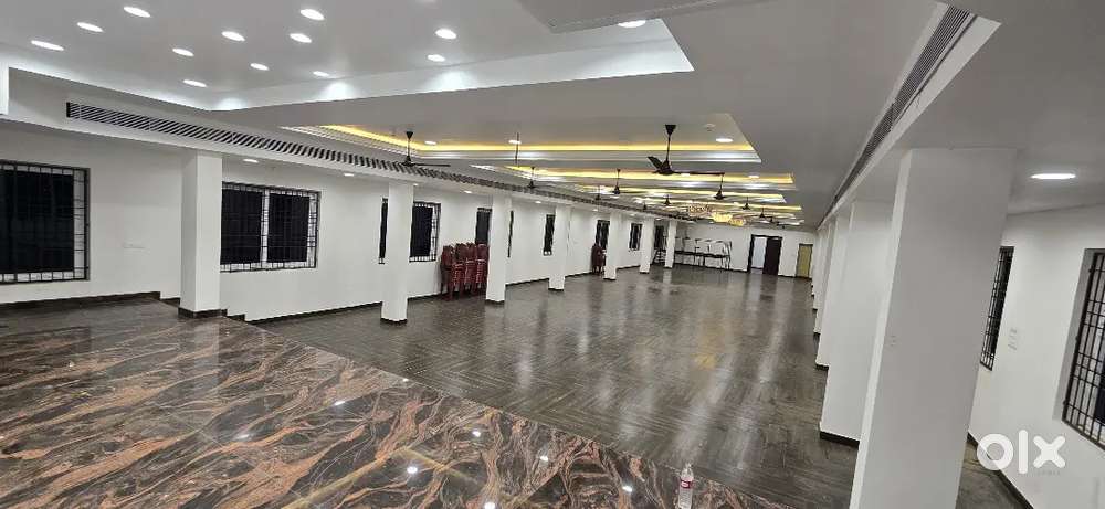 Restaurant space for Rent ( With parking )